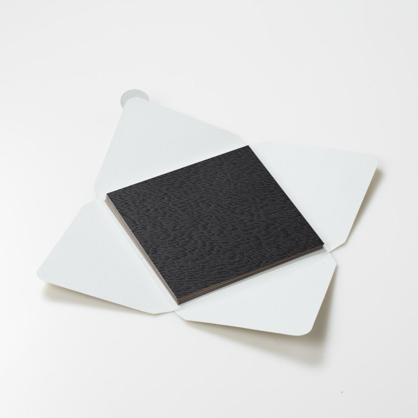 Kit di fogli "Legno Minimale Nero" formato origami 15 cm x 15 cm - Manamant Paper Tales -FGB8402CXM2D