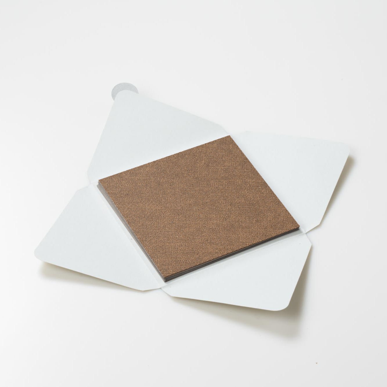 Kit di fogli "Lino Marrone" formato origami 15 cm x 15 cm - Manamant Paper Tales -FGA6100FBM2D